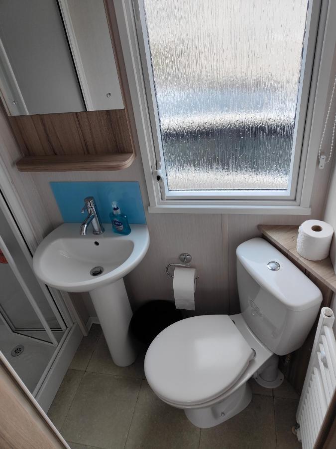 J6 Static Caravan, Fairway Holiday Park Сандаун Екстериор снимка